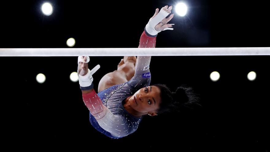 simone biles on bar